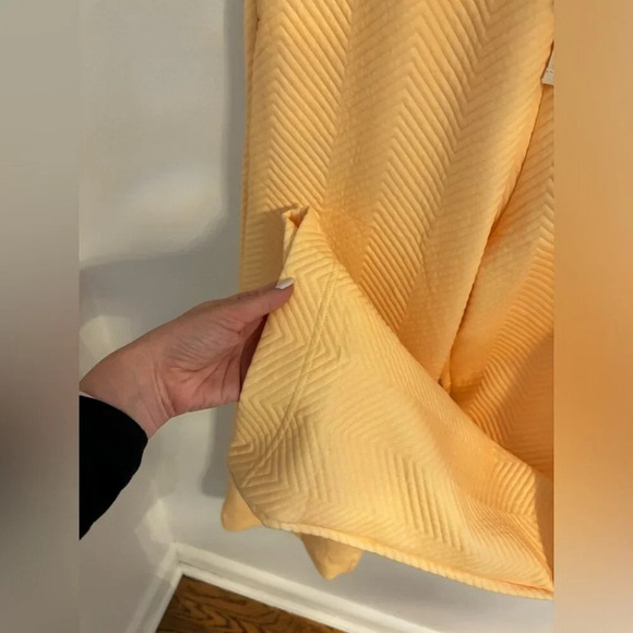 Charlie Holiday Soleil Motel Lounge Pants in Butter Yellow NWT - Picture 7 of 8